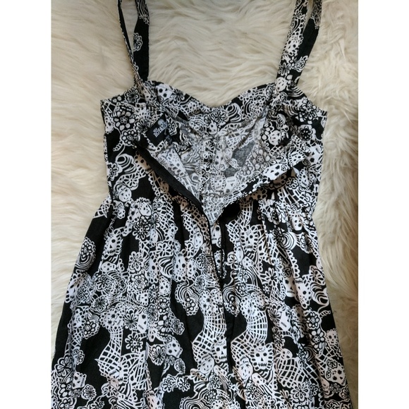 Royal Bones Skeleton Sugar Skull Dress - Picture 5 of 6